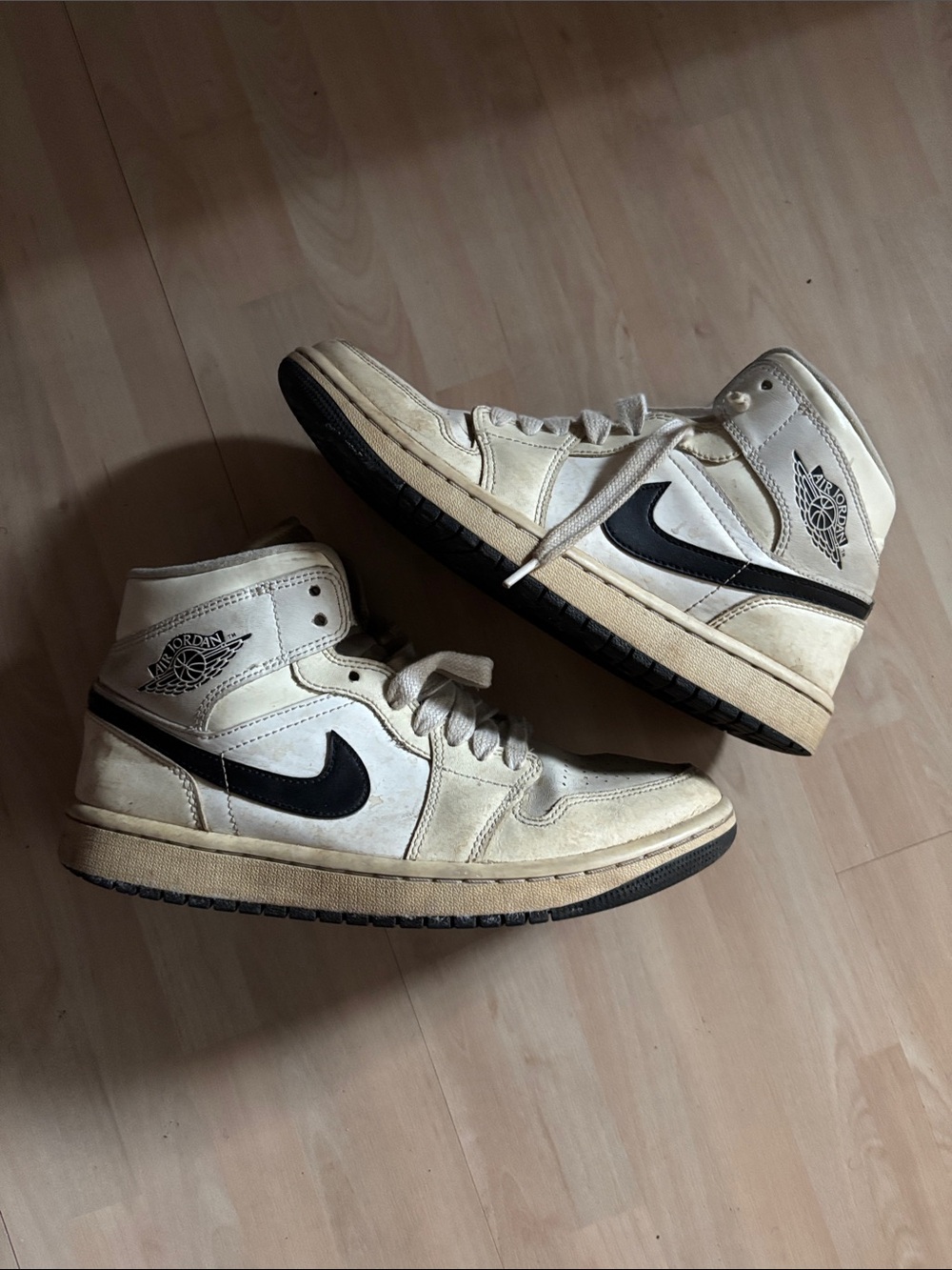 Nike Air Jordan 1 High - White with Black Swoosh